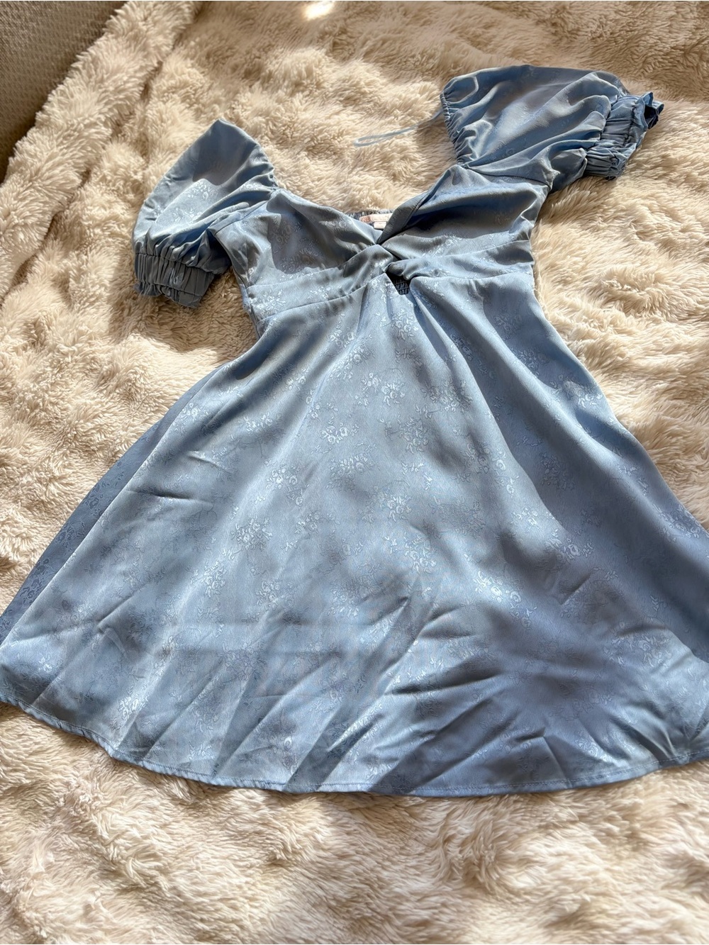 Women’s Puff Sleeve V-Neck Blue Dress